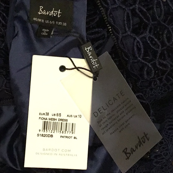 Bardut Delicate Dress - Picture 5 of 7